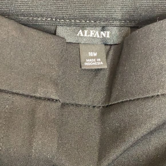 NWT Alfani Graphic Oasis Stretch Pants PLUS SIZE - Picture 3 of 6